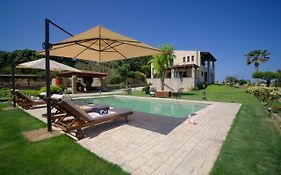 Villa Russelia